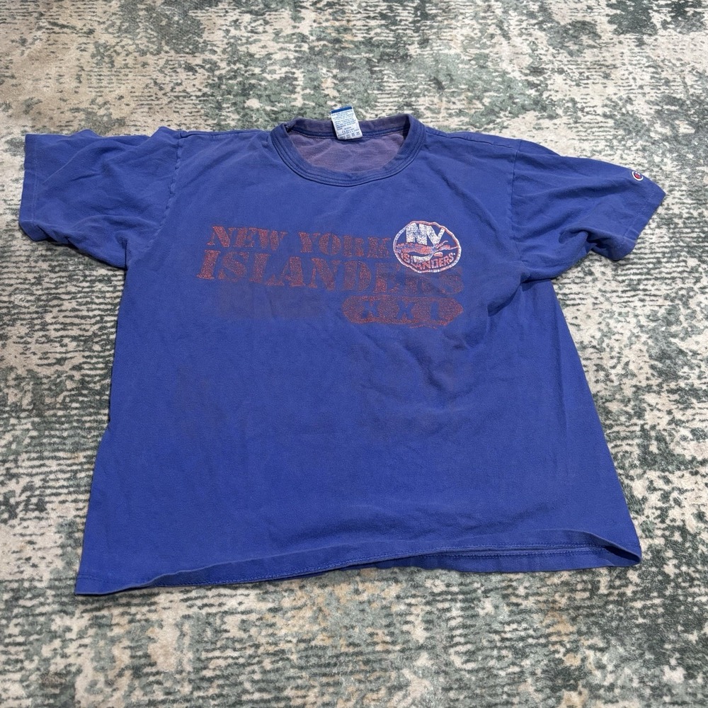 Vintage Distressed NY Islanders Champion Thick Large Tshirt